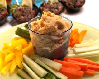 Бобовая паста с овощами