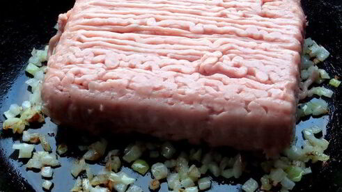 драники с мясной начинкой