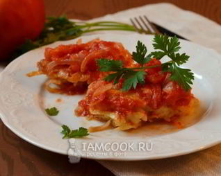 Драники в томатном соусе
