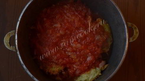 драники в томатном соусе