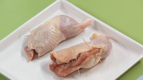 фаршированный окорок и драники