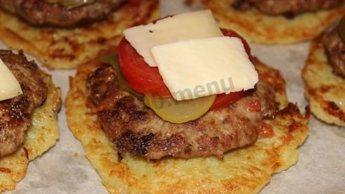 пирамидки веселые друзья драники с котлетами