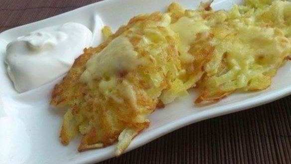 Рецепт Простых драников из картофеля с сыром