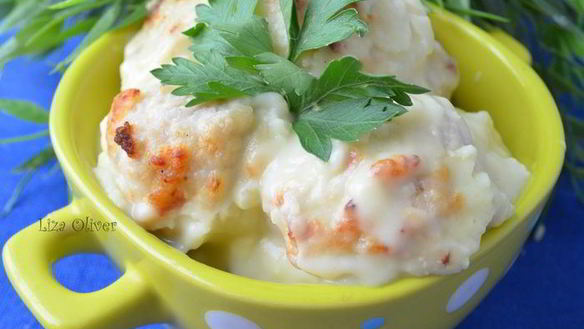 Рецепт Фрикаделек из свинины по-шведски в молочном соусе