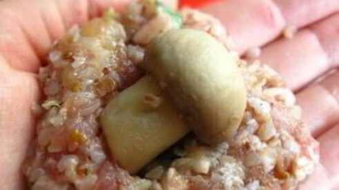 фрикадельки с гречкой