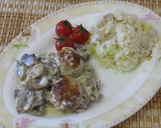 Фрикадельки с грибами