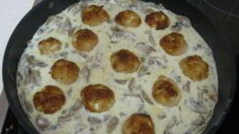 фрикадельки с грибами