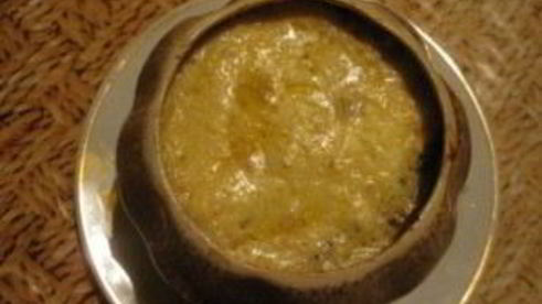 фрикадельки с картошкой в горшочках