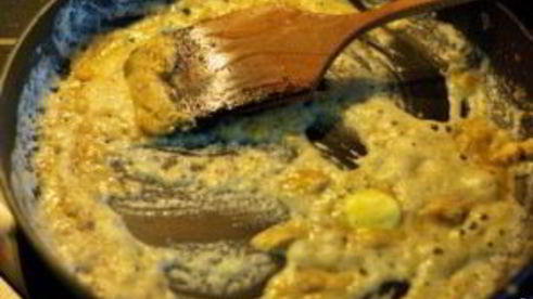 фрикадельки с подливой