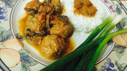 фрикадельки в грибном соусе