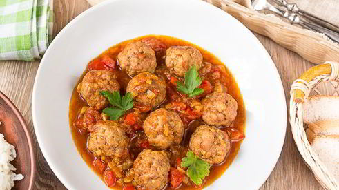 карри с фрикадельками и сладким перцем