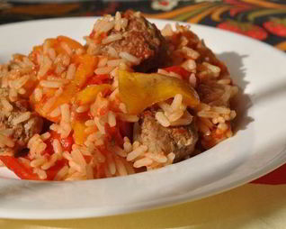 Котлетки-фрикадельки с рисом и овощами