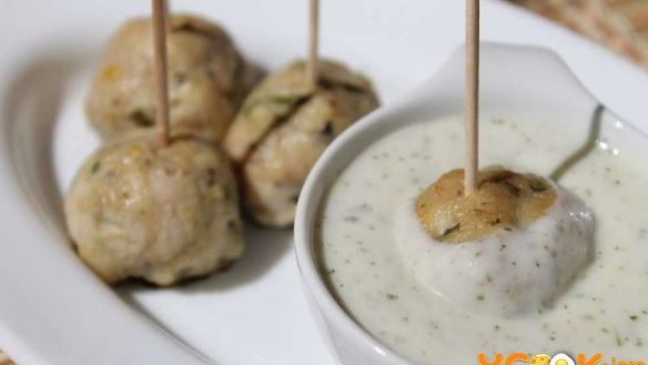 Рецепт Куриных фрикаделек в духовке с соусом