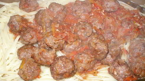 макароны с фрикадельками в духовке