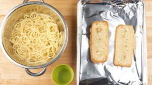 спагетти с фрикадельками по-итальянски