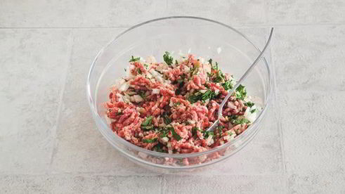 стромболи с фрикадельками