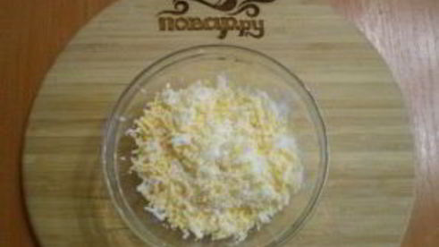 картофель под чесночным соусом