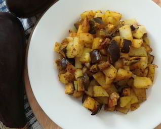 Картофель с баклажаном в духовке