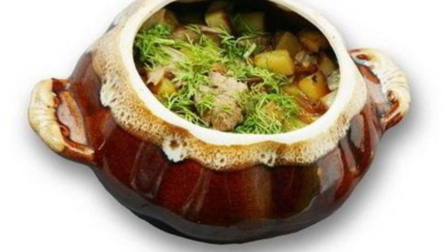Рецепт картофеля с курицей в горшочках