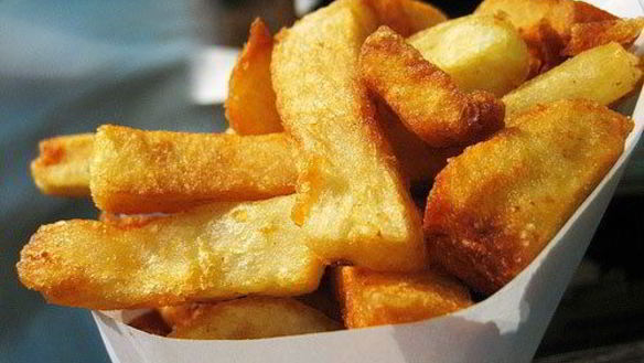 Рецепт Картофеля, жаренного соломкой в духовке