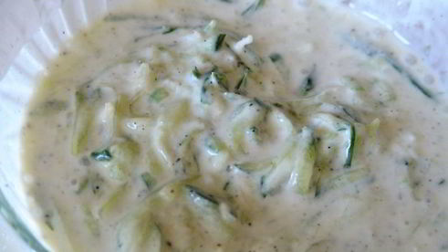 картошка с ребрышками в имбирно-медовой глазури с соусом цацики