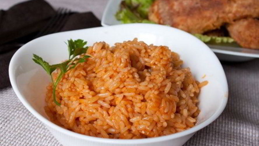 Рецепт красного риса с чесночком