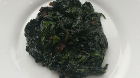 пряная чечевица со шпинатом