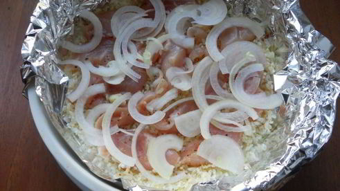 шафрановый рис с курицей и сыром на пару в мультиварке