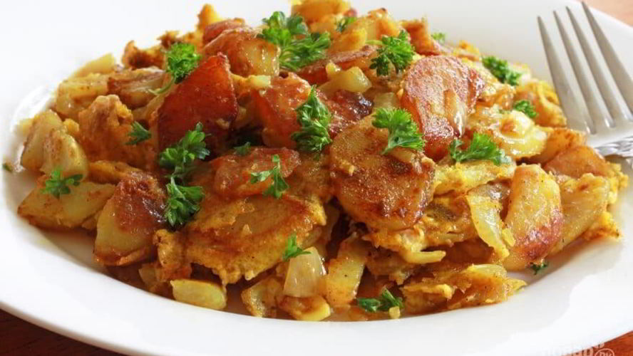 Рецепт жареного картофеля с луком