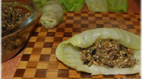 голубцы с мясом, перловкой и грибами