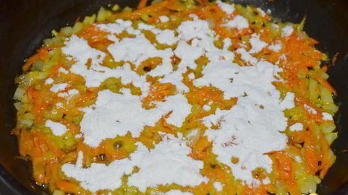 ленивые голубцы в томатном соусе