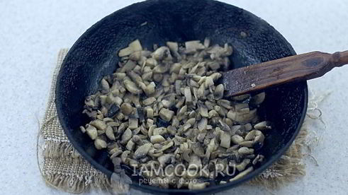 постные голубцы с грибами и рисом