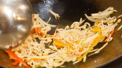 гречневая лапша с курицей терияки