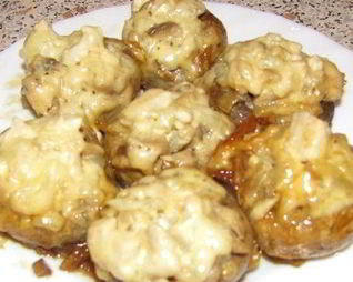 Фаршированные грибы в мультиварке