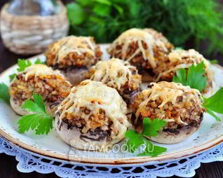 Грибы, фаршированные гречкой