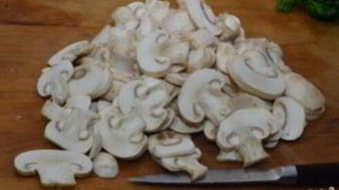 грибы тушеные в сливках