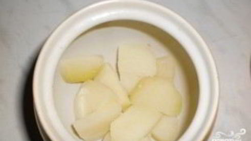 грибы в сметане в горшочке