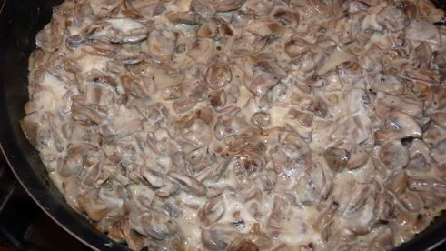 шампиньоны в сметане