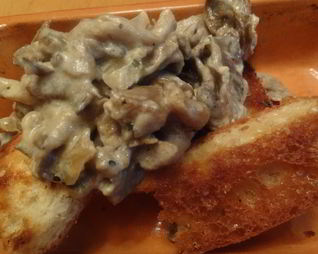 Вешенки, тушеные со сливками и тимьяном