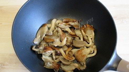 вешенки жареные с картошкой