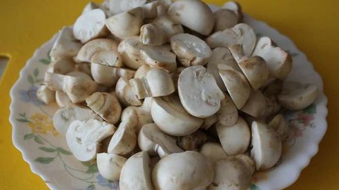 говяжий гуляш с чипетками