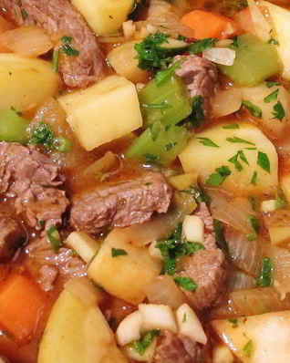 Гуляш из конины