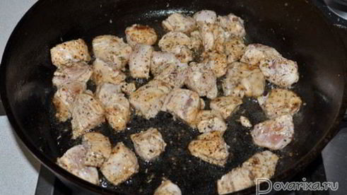 гуляш из кролика с грибами