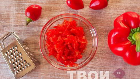 гуляш из курицы с подливкой