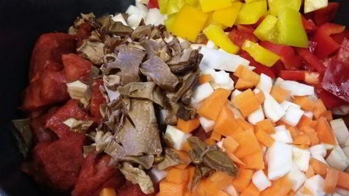 гуляш с белыми грибами