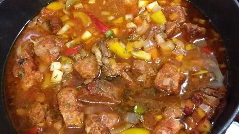 гуляш с белыми грибами