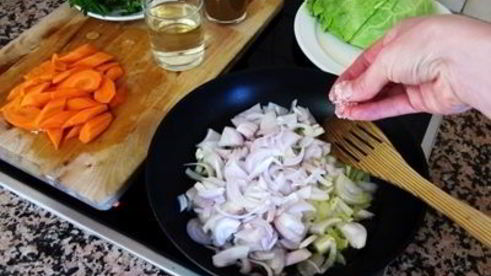 гуляш с капустой