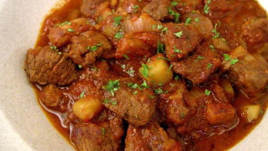 Рецепт гуляша с картошкой