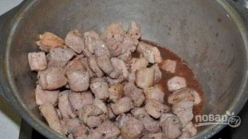 гуляш с красным вином