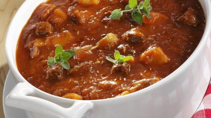 Рецепт гуляша с огурцами